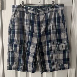 OT Revolution Men's Blue, White & Green Plaid Cargo Shorts
